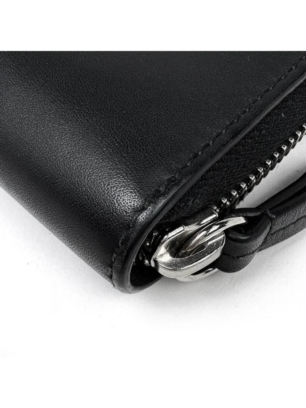 Gucci Wallet Embroidery Round Zip Leather Black